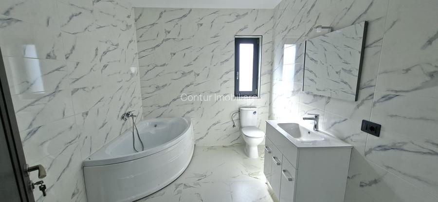 Casă nouă - 3 camere 93 mp / teren 410 mp / apa,canalizare,gaz,curent - 10