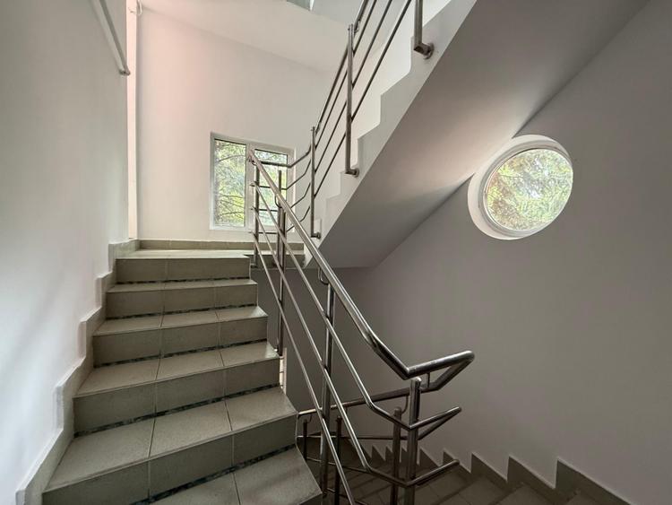 Cladire 30 camere Hotel Clinica Spital Azil Plumbuita Colentina