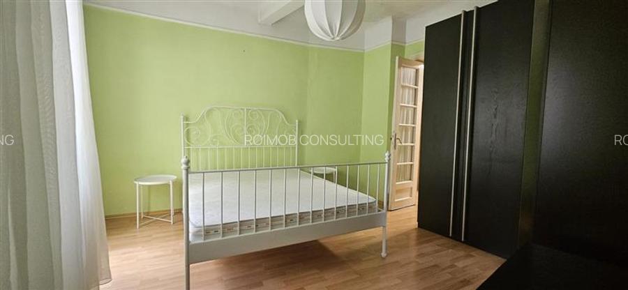 Apartament 3 camere in vila etajul 1+2 camere amenajate la mansarda, zona Emines - 7