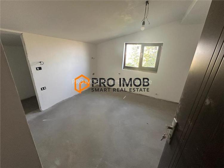 Casa tip duplex zona Campineanca