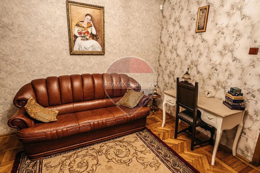 DE VANZARE Casă-muzeu în Răzvad | Reședință unică, 391 mp - 14