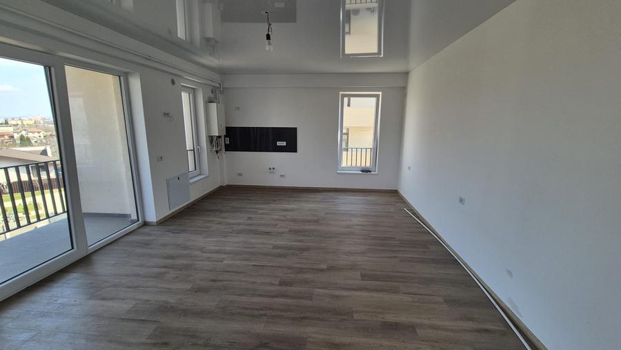 Apartament cu o camera, bloc nou, ultracentral, etaj 1