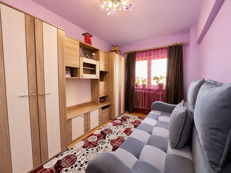 Apartament 4 camere, etaj intermediar, 82 mp, Piata Flora Manastur