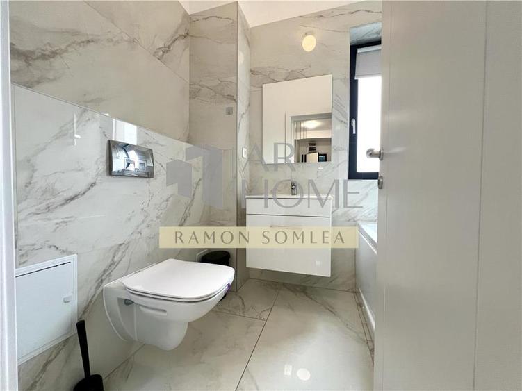 Garsoniera , de lux, parcare, zona Vest Ploiesti