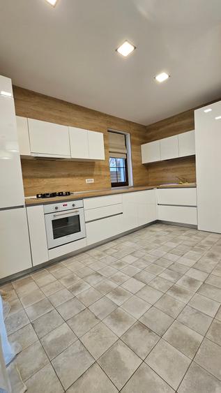 Proprietar închiriez duplex zona Aradului