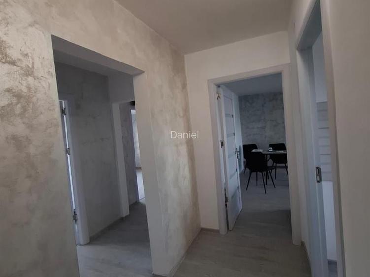 Proprietar vând apartament 3 camere decomandat - 2