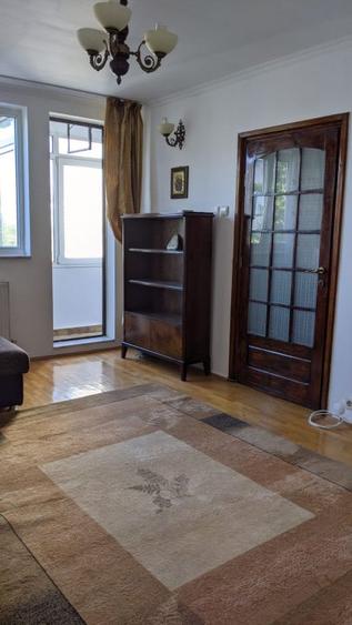 Apartament 2 camere mobilat si utilat complet, acces metrou, disponibil imediat.