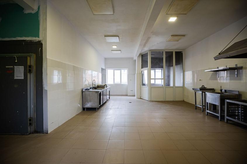 Spațiu comercial de închiriat – Complexul Studențesc - Comision 0%
