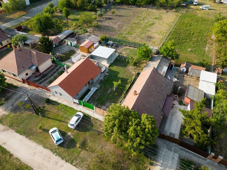 Casă cu 3 camere lângă graniță