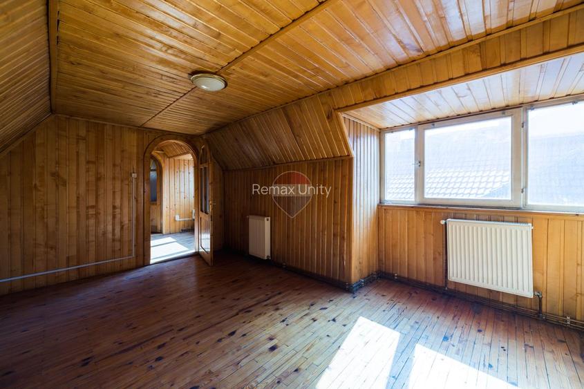 0% comision | Apartament la casă, parter și mansardă | Strada Lungă - 18