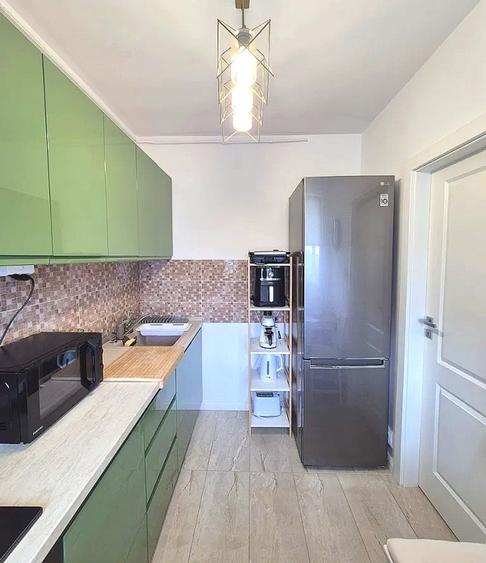 Apartament 2 camere | Renovat | 59 mp | Balcon mare | 1 Mai – Domenii