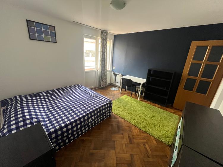 Tineretului-Parcul Carol,Apartament 3 camere decomandat