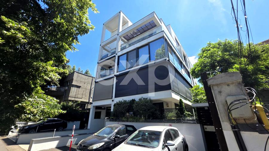 Apartament 4 camere- parter + gradina + 3 locuri de parcare- Dorobanti Capitale