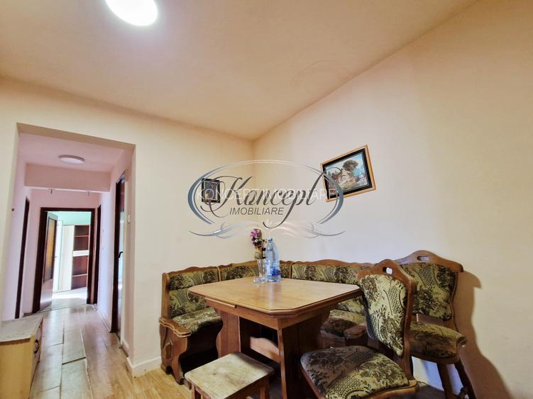Apartament cu potential, orientare sud-est, 2 balcoane, zona Parang - 13