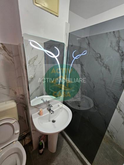 DE VÂNZARE – APARTAMENT 2 CAMERE Zona Piața Mare, Roman Etaj 1 - 6