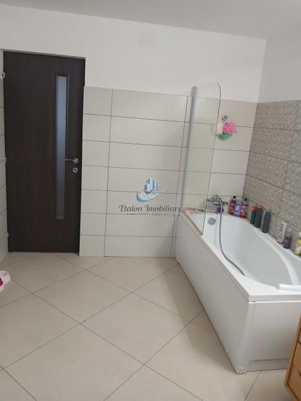 Apartament 4 camere, bloc 1983, 85 mp + mansarda 70 mp Maratei 2