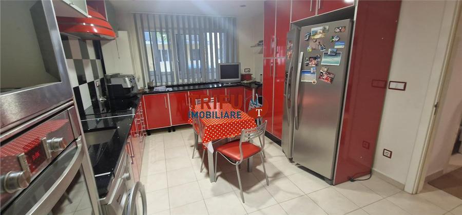 Apartament 4 camere zona Closca