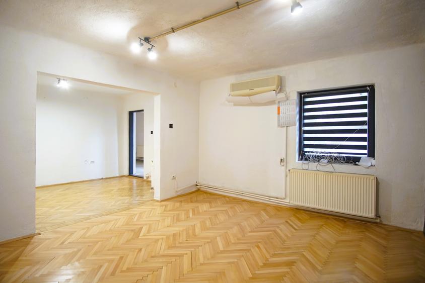 Grivița | Turda | Casă cu GARAJ și curte | Ideal sediu firmă | Renovată recent