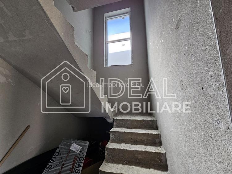 Casa Individuala Moderna cu 265 mp de curte, Sura Mica - 10