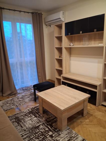 Aprtament 2 camere mobilat si utilat.