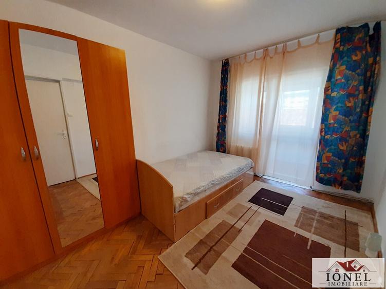 Apartament trei camere de vanzare in Cetate-Alba Iulia
