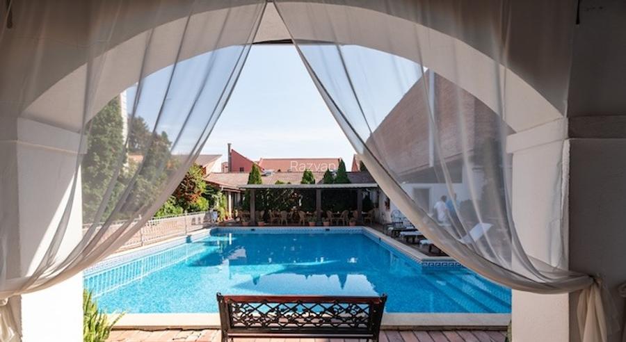 Vanzare hotel - Ocazie Unica  - 13
