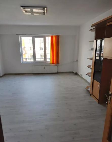 3 Camere | Muncii | Metrou | Et. Intermediar | Renovat