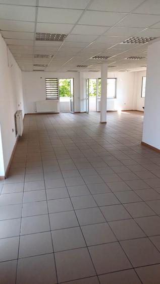 Giulesti, Podul Grant, imobil birouri 2006, etaj 2/3, singur pe nivel, balcoane