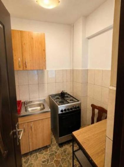 Dristor/Ramnicul Sarat, garsoniera cf1,bloc 1984/64.000euro