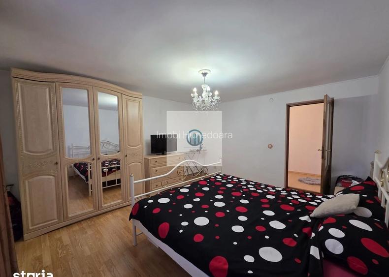 Casa spațioasa cu etaj, utilitați complete și piscina – Simeria, HD - 13