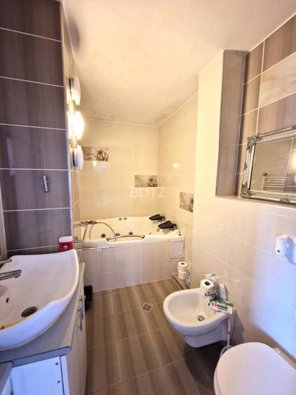 Zona CENTRALA apartament 4 camere! - 9