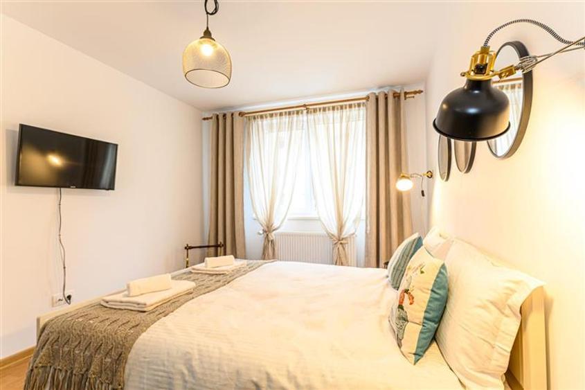 Inchiriere apartament 2 camere, Urban Coresi, et 2, mob utilat