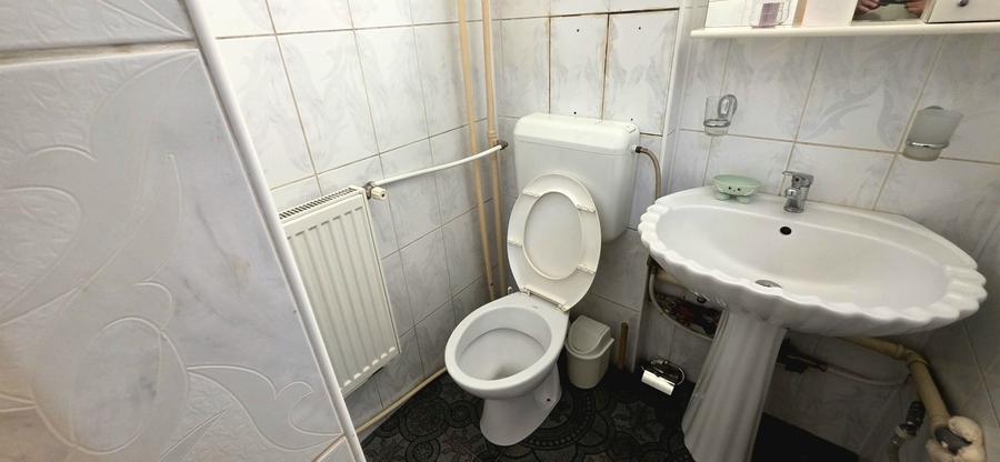 Apartament 3 camere de vânzare Crângași 75 mp bloc 1982