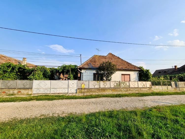 Casa individuala \ 1500 mp teren \ Tarnaveni