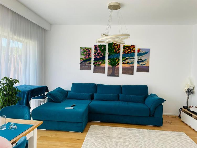 VILA SUPERBA LAGUNA ALBASTRA MOBILATA SI UTILATA