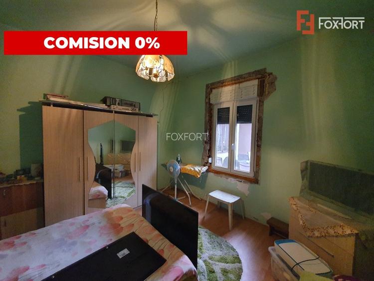 Casa cu 5 camere si service auto, teren 400 mp - zona Calea Sagului - 23