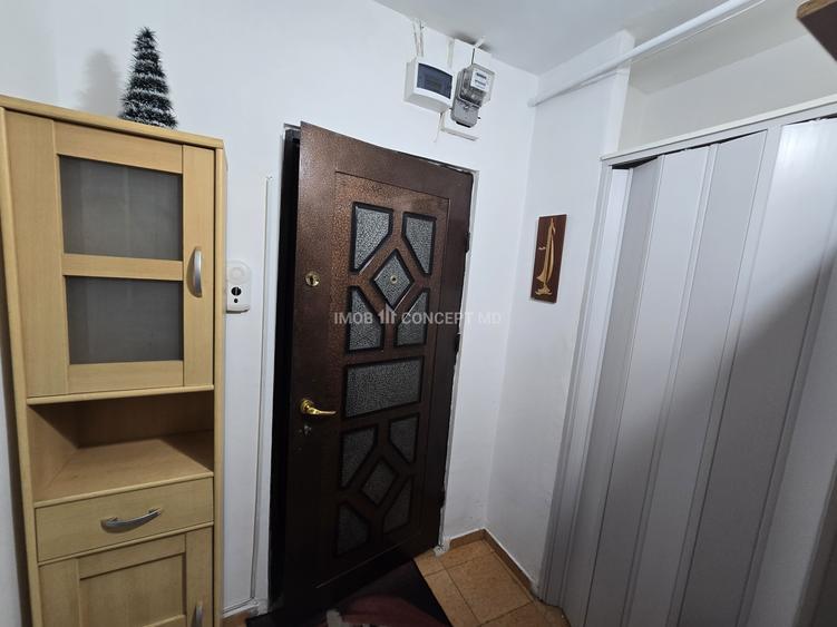 INCHIRIERE GARSONIERA moderna  in Ploiesti, zona Baraolt