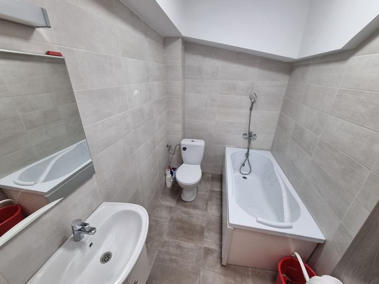 Tomis plus-apartament 3 camere 110 mp cu loc de parcare