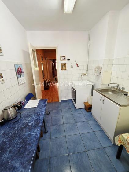 Apartament 3 camere, decomandat, parter, zona Republicii - 19