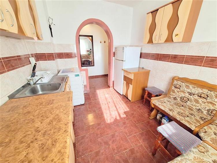 Apartament 2 camere, mobilat si utilat, etaj 3 din 4, Bacau