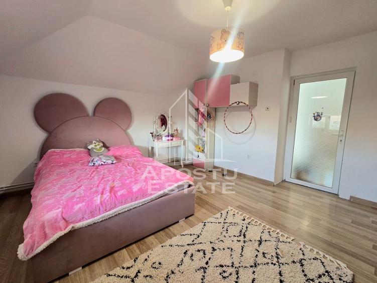 Casa individuala de vanzare, vatra satului Sag, teren de 1.800 mp, mobilata