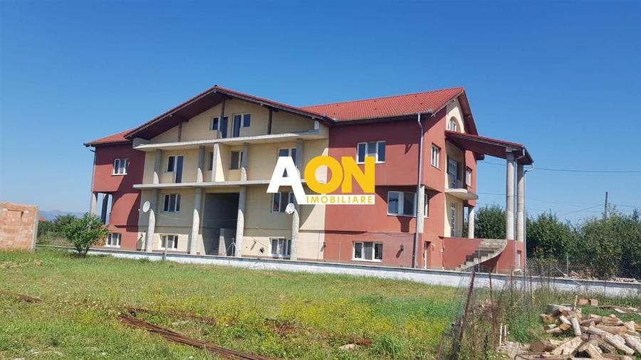 CASA 16 CAMERE 1400 MP TEREN