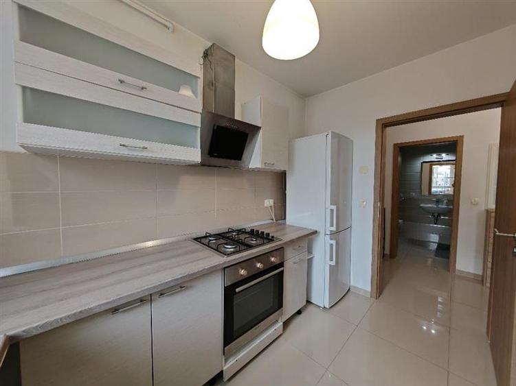 Inchiriem Apartament 2 Camere, Modern, Decomandat, Tractorul