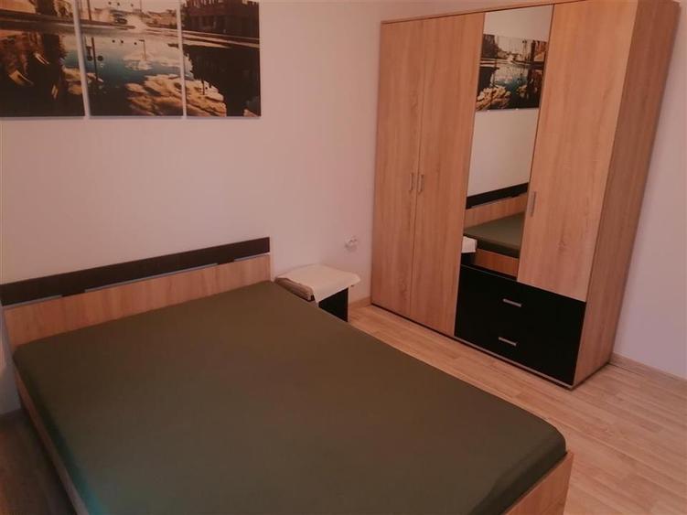LUX Bloc Nou zona Girocului Termen Scurt