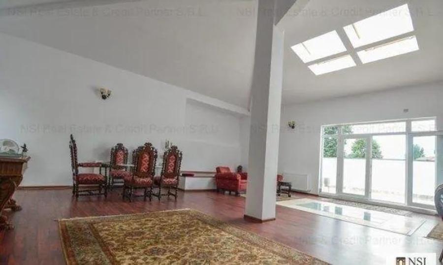 Închiriere Apartament 3 camere într-o vilă interbelică Cismigiu