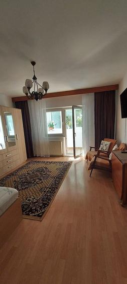 Parcul Trandafirilor, garsoniera in bloc de apartamente, loc parcare