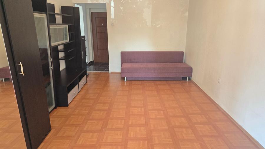 Vand apartament 2 camere in Deva, zona Progresul, etaj 1, bloc de 3 etaje