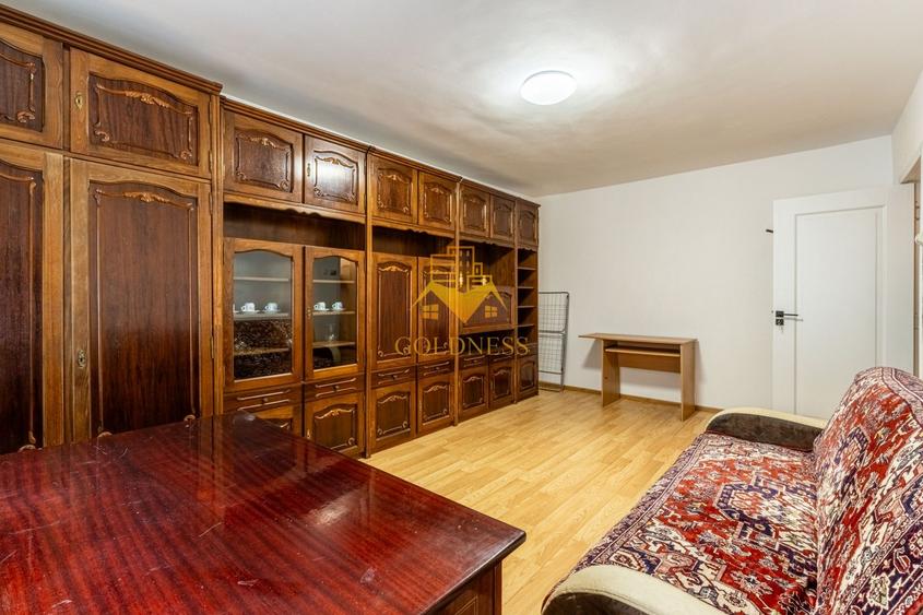 O camera, Manastur Calea Floresti Zona Primaverii, Calvaria, Micus