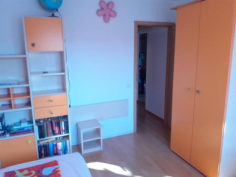 Închiriere Apartament 3 camere în Stefan cel Mare Mobilat Si Utilat