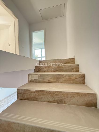 De vanzare Parte de Duplex, zona Centru. - 11